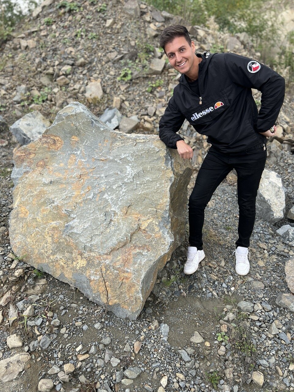 111 ve velke velikosti