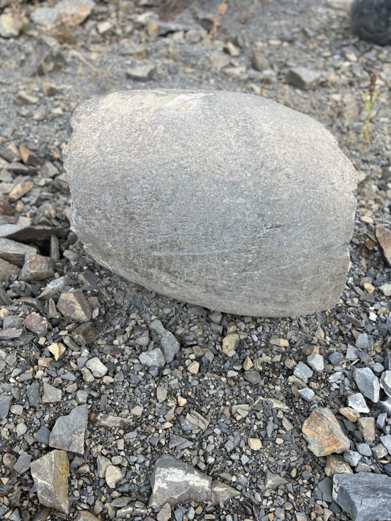 4 ve velke velikosti